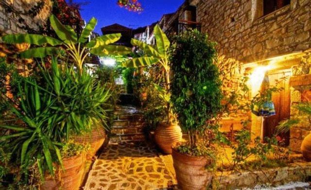 Stone Village Hotel Apartments Bali  ภายนอก รูปภาพ