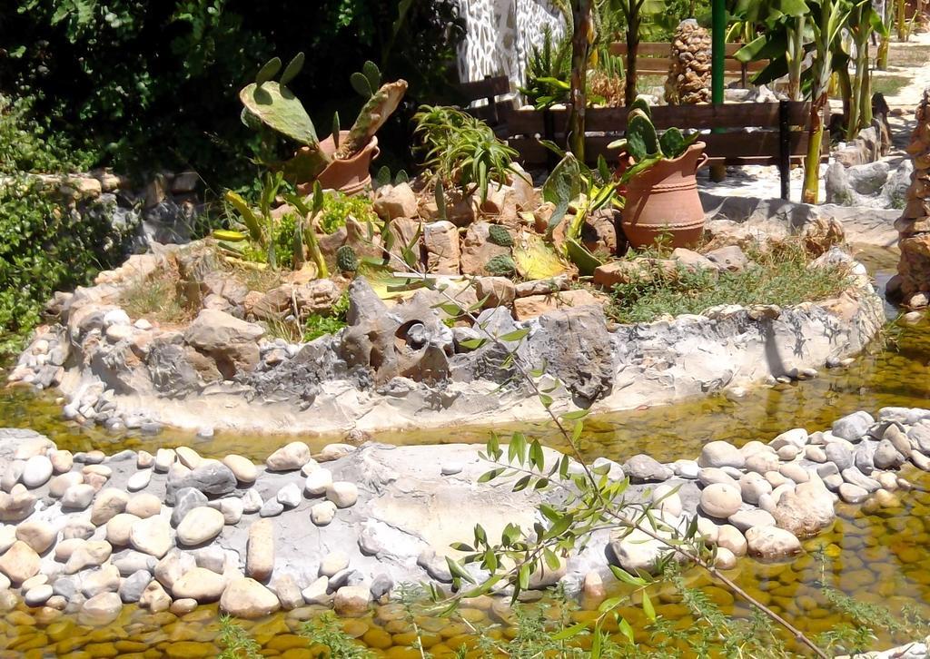 Stone Village Hotel Apartments Bali  ภายนอก รูปภาพ