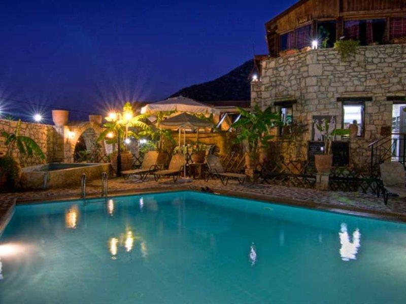 Stone Village Hotel Apartments Bali  ภายนอก รูปภาพ