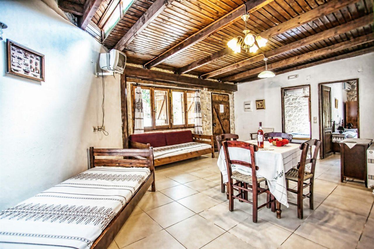 Stone Village Hotel Apartments Bali  ภายนอก รูปภาพ